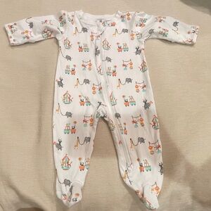 Kissy Kissy Zipper Footed Romper, 0-3M